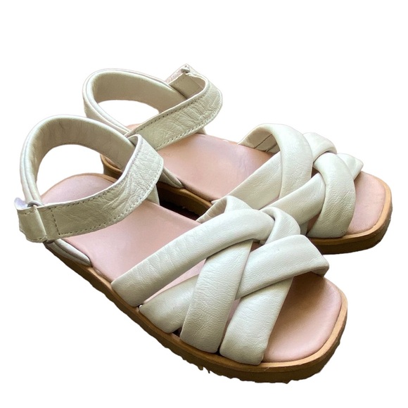 Zara girls sandal - size 26 EU, 9.5 US - Picture 1 of 8
